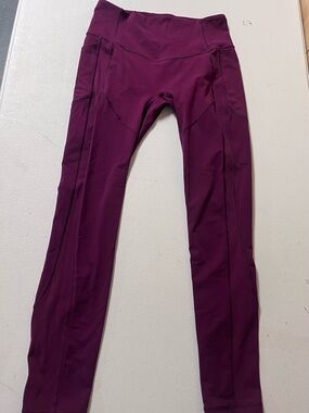 lululemon athletica Leggings in Deep Plum